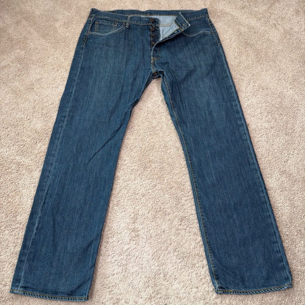 Levis 501 Jeans Mens 38x32 Blue Denim Pants Workwear Button Fly Straight Leg